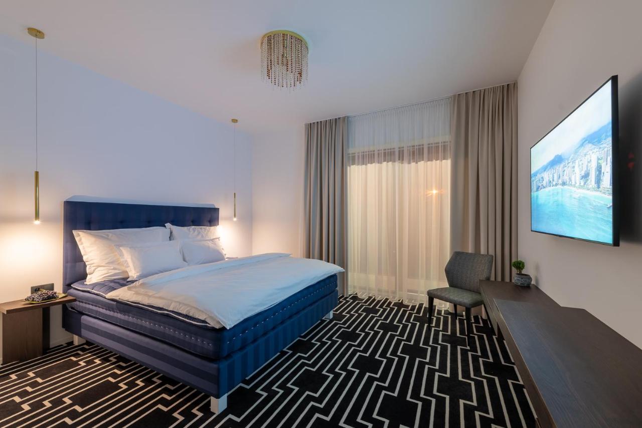 Hotel Zemplen มิคาโลเท ภายนอก รูปภาพ