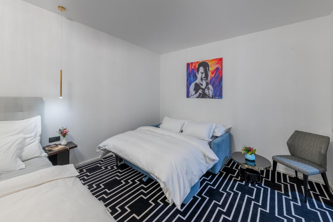 Hotel Zemplen มิคาโลเท ภายนอก รูปภาพ