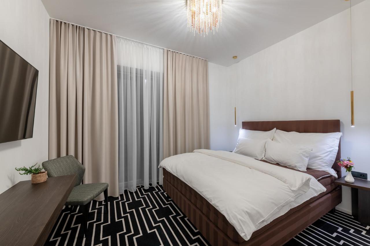 Hotel Zemplen มิคาโลเท ภายนอก รูปภาพ
